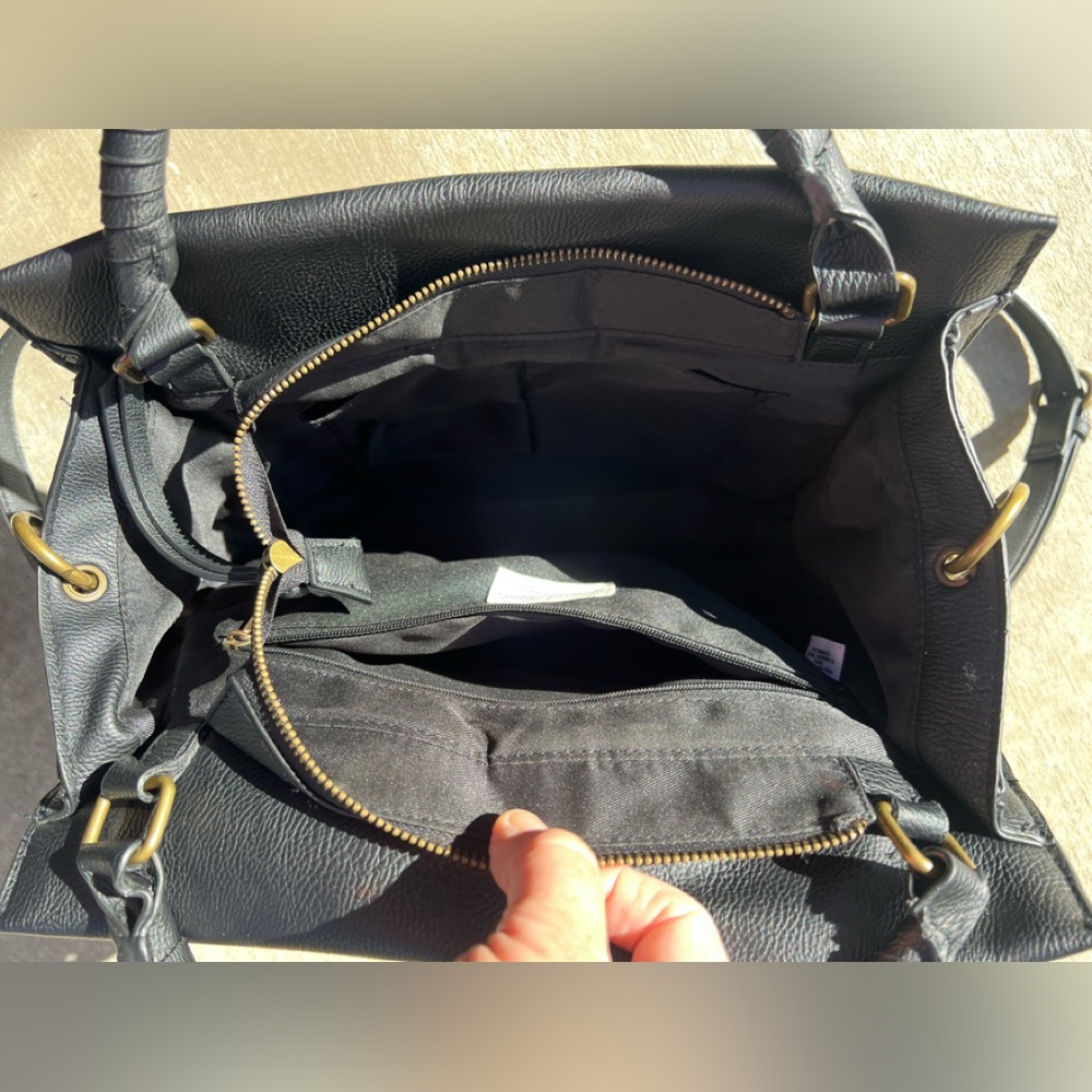 Universal Thread Good Co. Elegant Black Shoulder … - image 5